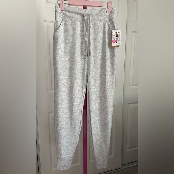 Shape French Terry Joggers - Picture 2 of 9